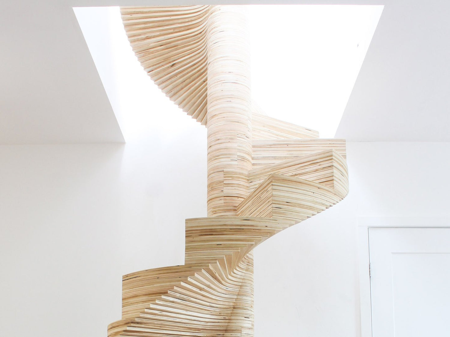 Spirale - Escalier Colimaçon en Bois - DIY